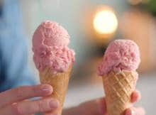 Ook zonder ijsmachine maak je een heerlijk smeuïg bolletje ijs. I scream, you scream, we all scream for nicecream!