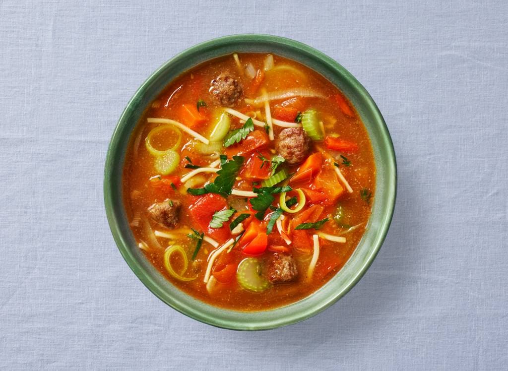 Snelle groentesoep met lekker veel verse groente - Aardappel, groente