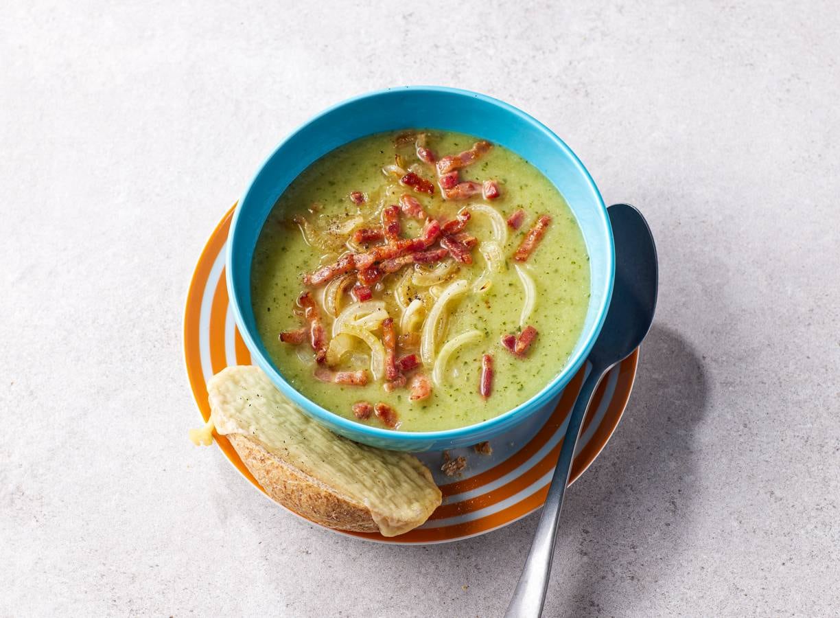 Courgette soep met spekjes