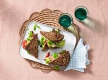 Avocadotoast move over, vanaf nu alleen nog maar smashed avocado op onze broodjes, sandwiches en toastjes.