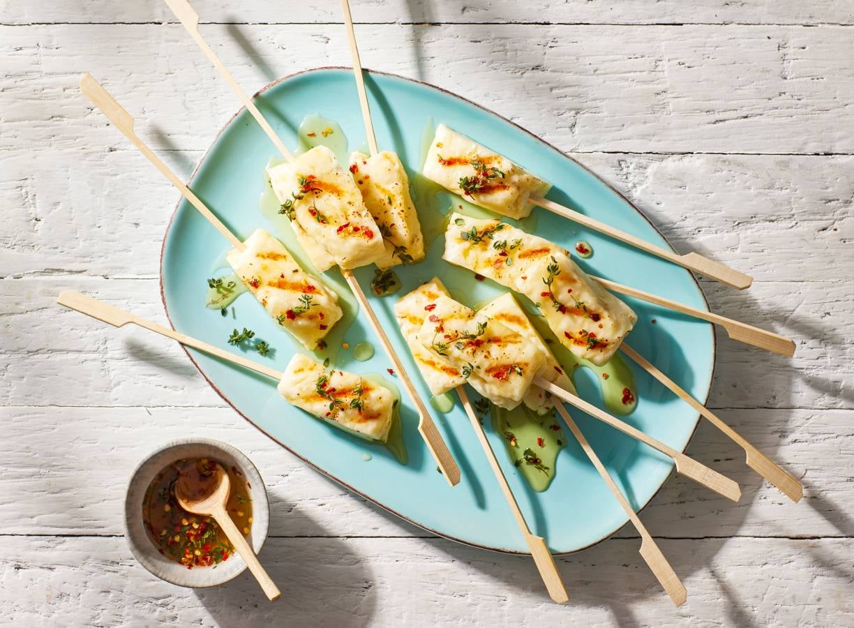 Halloumi met hot honey van de BBQ recept - Allerhande | Albert Heijn