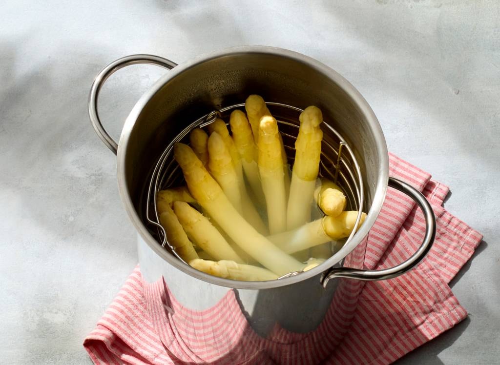 hoe moet je asperges koken