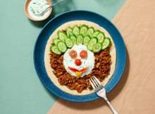 Blije gezichten op én aan tafel met deze happy wraps. Gevuld met lekker veel groente en al in een halfuurtje klaar.