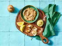 Fan van aioli? Dan kun je deze versie met zwarte knoflook ook waarderen. De knoflook is wat milder van smaak maar heeft toch nog een kick met umami. Daar dip je toch maar wat graag je broodje in?