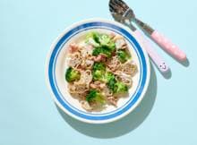 Hoe leuk! Met deze hamsterpasta is het avondeten een extra gezellig. Lekker romig dankzij de zuivelspread en misschien we de eerste keer tonijn proeven. Spannend!
