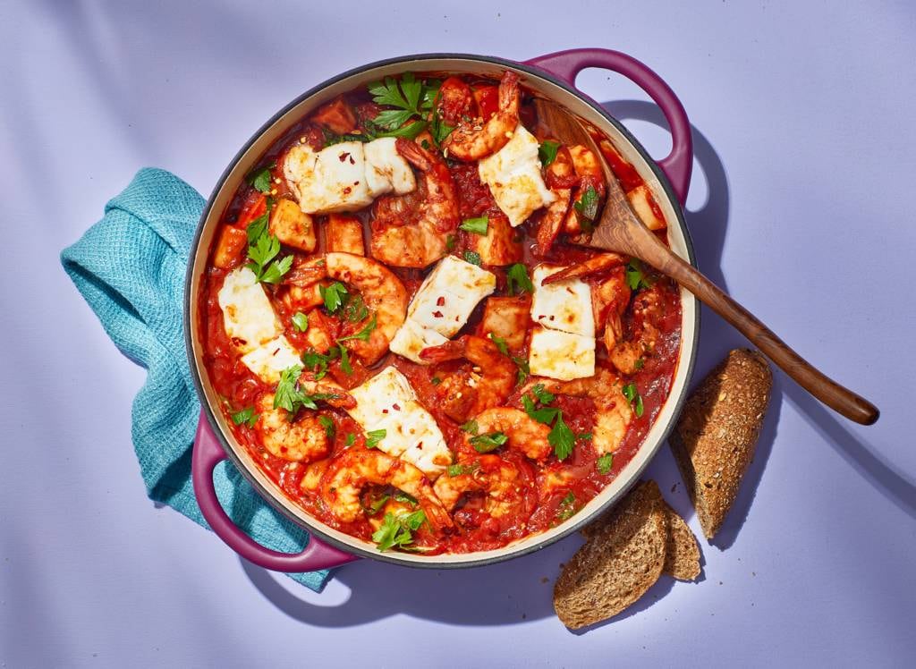 Visstoof met tomaat, peterseliewortel en rode wijn 