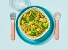 Orzo met broccoli, champignons en kip van Kindergarden