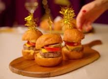 Oliebollen-hamburgers